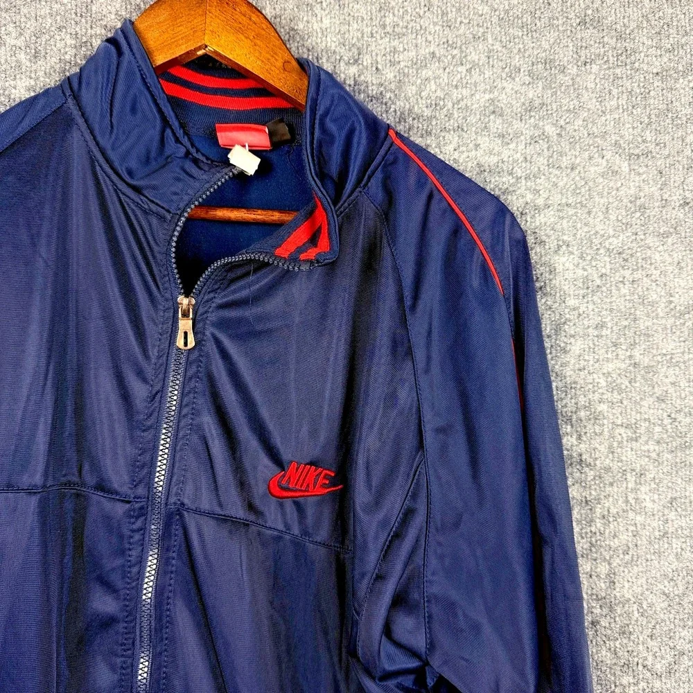 Nike mens track